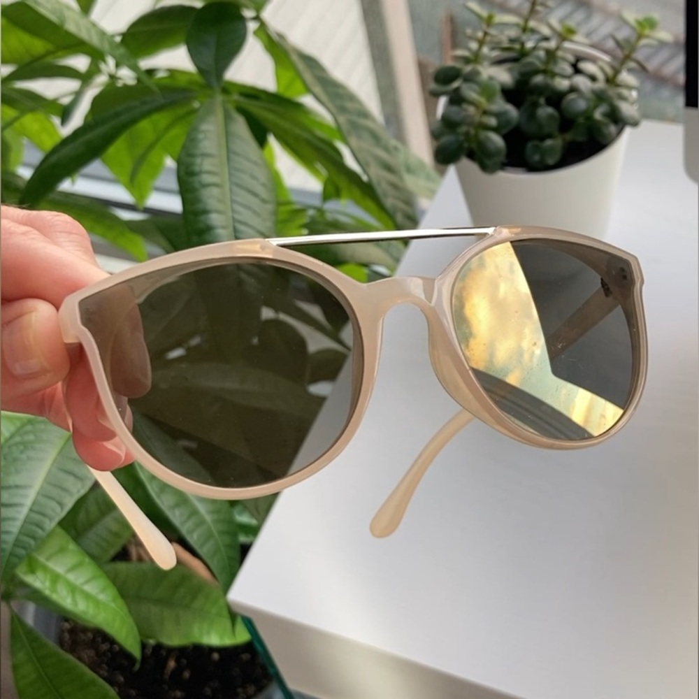 Cool Cream / beige Sunglasses